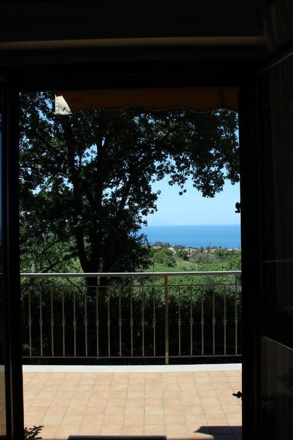 Гостевой дом Casa Vacanze Marzano Тропея Экстерьер фото